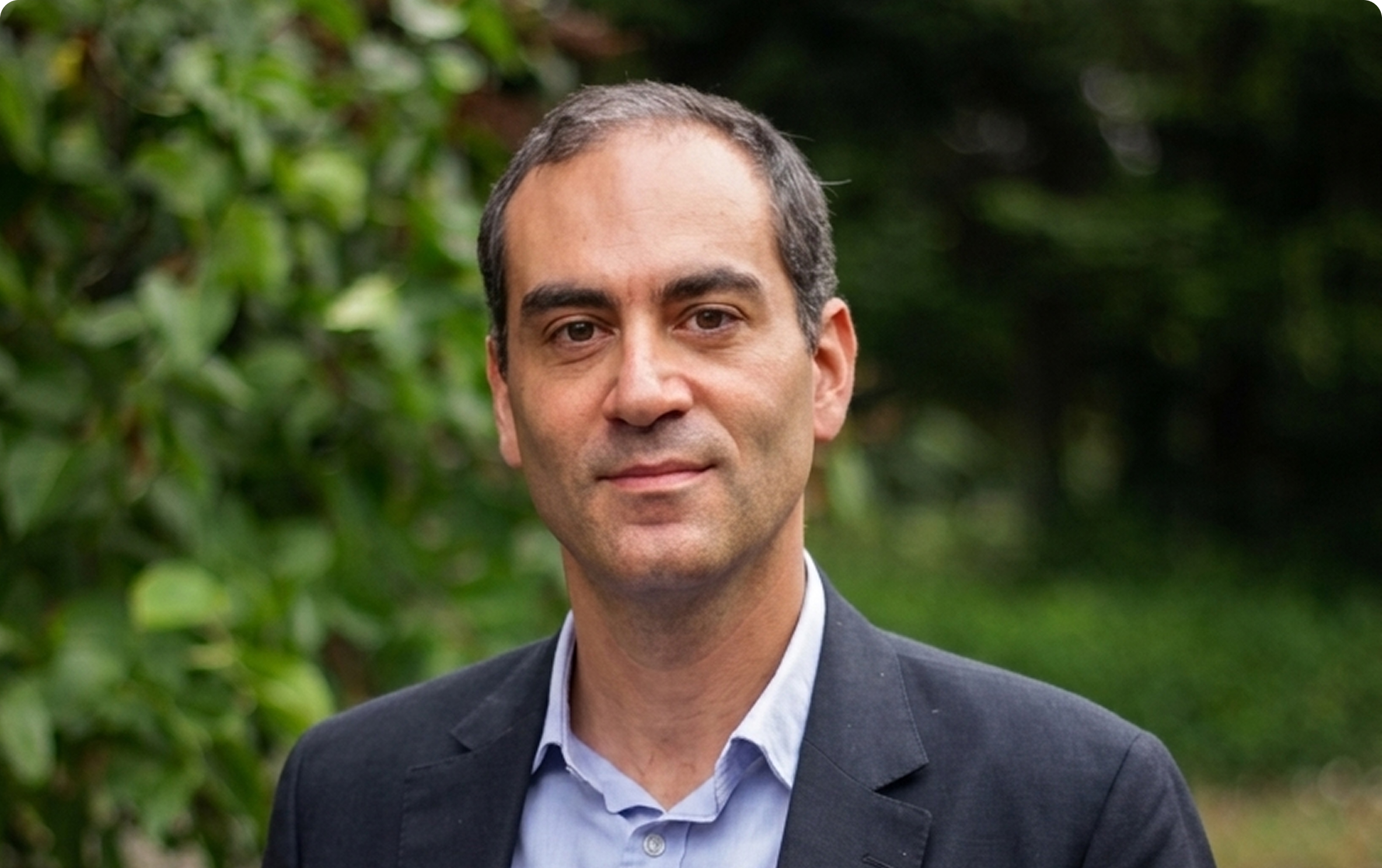 Professor Guy Leschziner